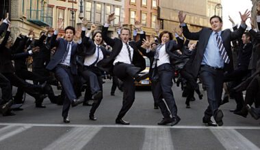"Girls vs. Suits" -- The cast, Robin (Cobie Smulders), Ted (Josh Radnor), Marshall (Jason Segel), Lily (Alyson Hannigan), and Barney (Neil Patrick Harris) of HOW I MET YOUR MOTHER perform the musical number "Girls Vs. Suits," on the 100th episode airing, on Monday, January 11 (8:00-8:30 PM, ET/PT) on the CBS Television Network. 
Photo: Cliff Lipson/CBS
©2009 CBS Broadcasting Inc. All Rights Reserved.