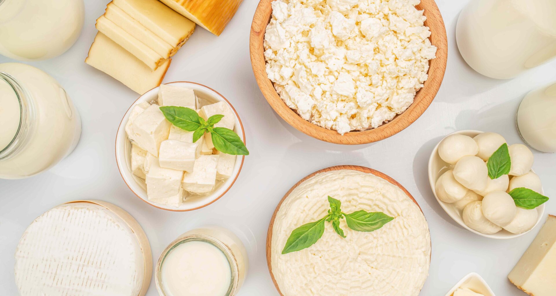We Asked 5 Dietitians Which Cheese Is the Healthiest—They All Said the Same Thing