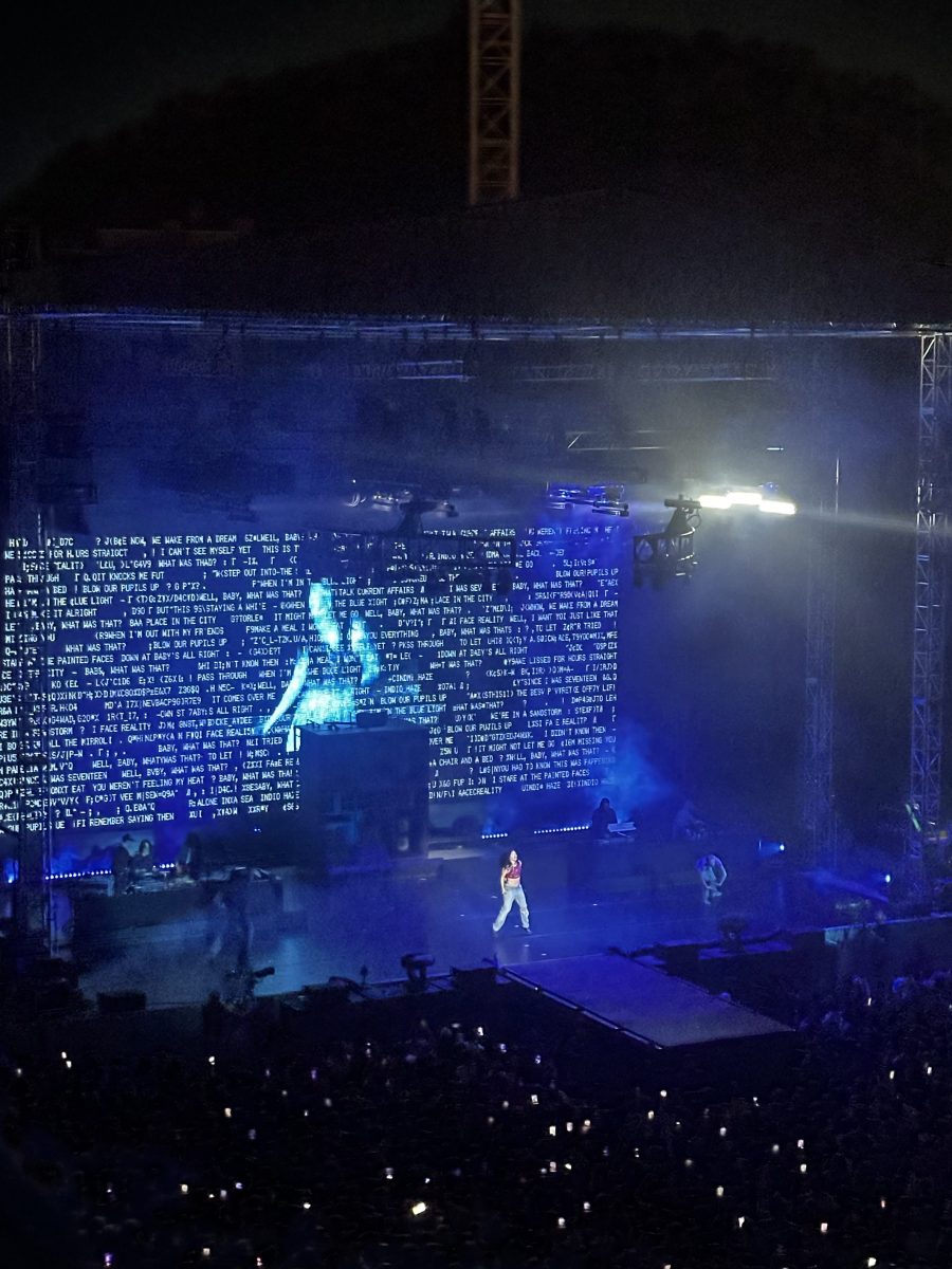 Lorde ‘lives on the edge’ for Ultrasound World Tour at Greek Theatre 1 Lorde ‘lives on the edge’ for Ultrasound World Tour at Greek Theatre