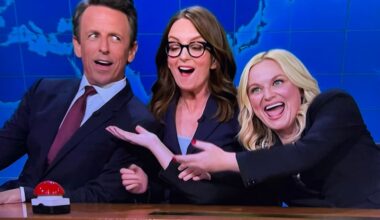 Weekend Update Reunites Amy Poehler, Tina Fey & Seth Meyers