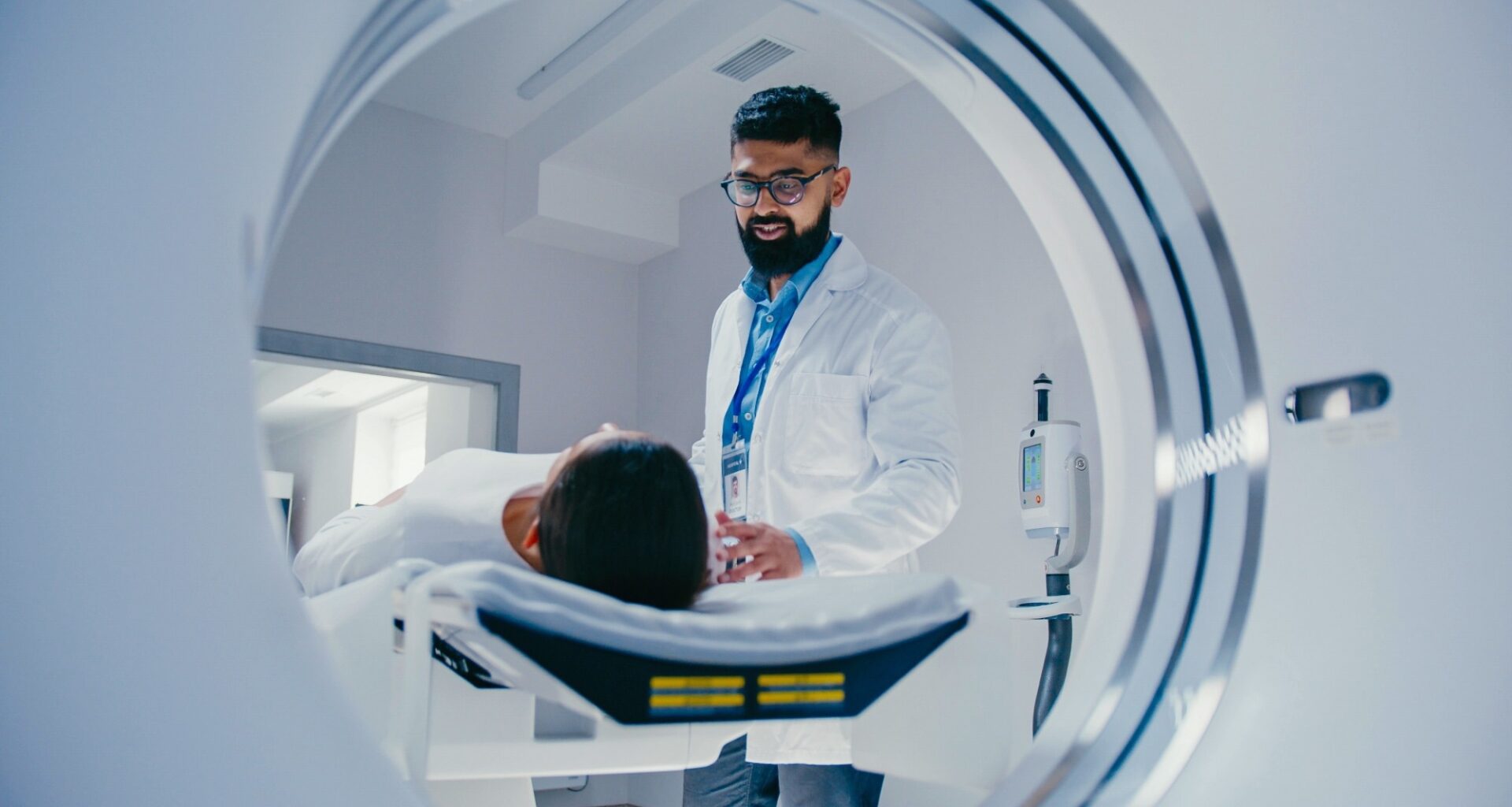 Study: MRI-based multi-organ clocks for healthy aging and disease assessment. Image Credit: VesnaArt / Shutterstock