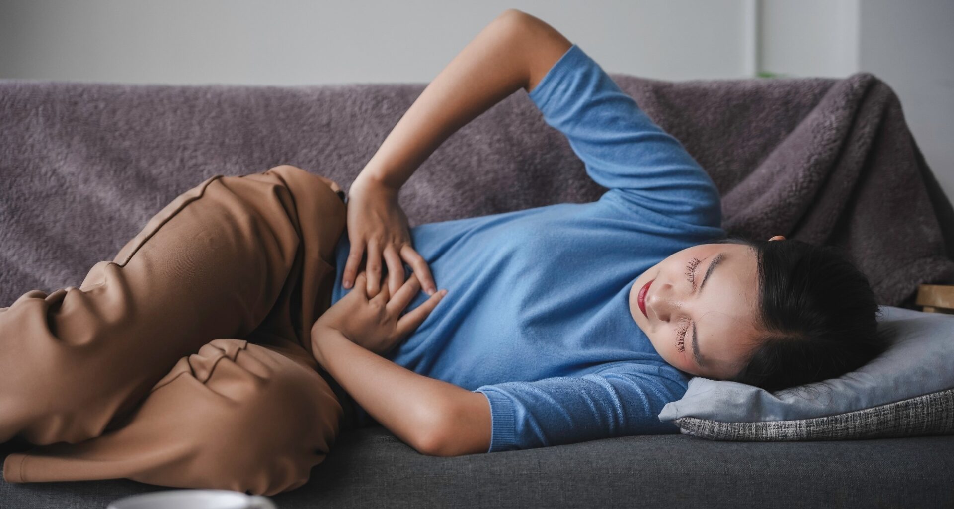 Study: Mediterranean diet adherence and healthy diet indicator might decrease odds of endometriosis. Image Credit: Amnaj Khetsamtip / Shutterstock