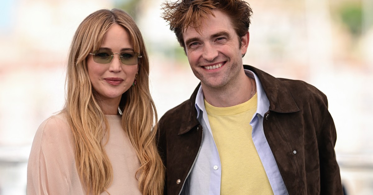 Jennifer Lawrence Calls ‘Gossip’ Robert Pattinson ‘One of the Girls'