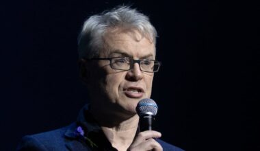 Joe Brolly video depicting sex act by presidential candidate is ‘misogynistic’, says Heather Humphreys – The Irish Times