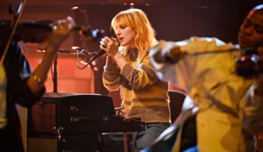 Watch Hayley Williams Perform 'True Believer' on 'The Tonight Show'
