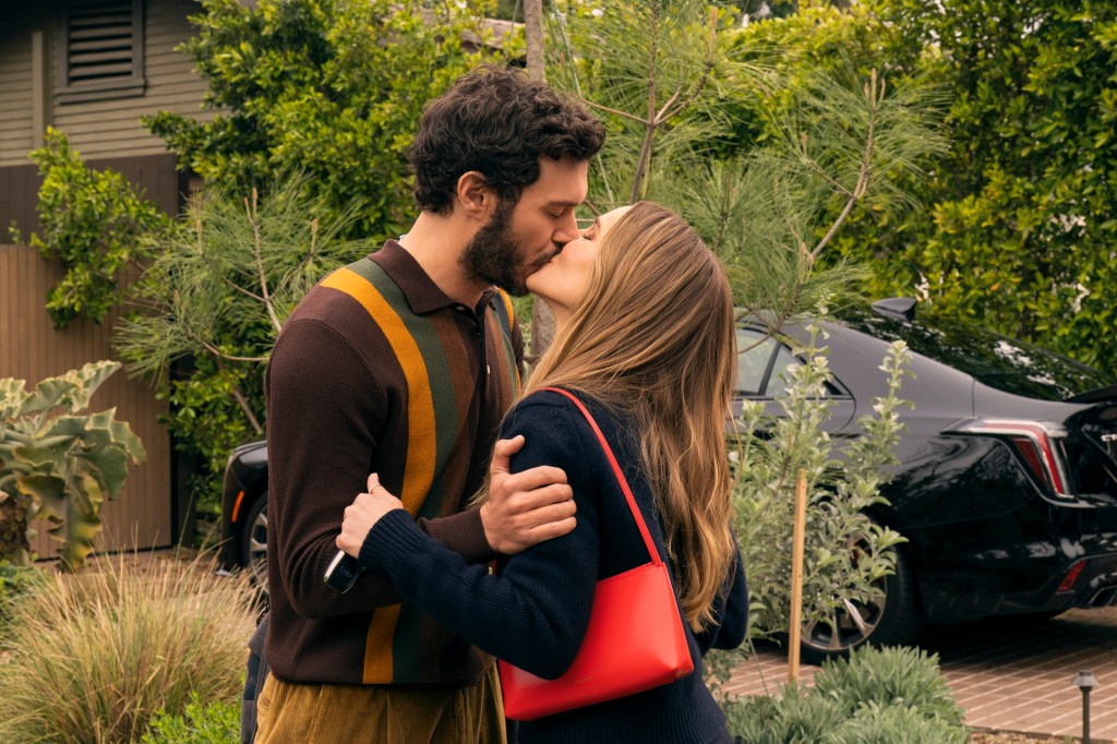 Nobody Wants This Stars Adam Brody, Kristen Bell & More Talk Season 2