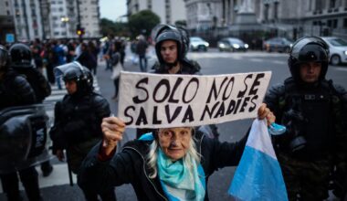Retirees on the edge: Argentina's protesting pensioners