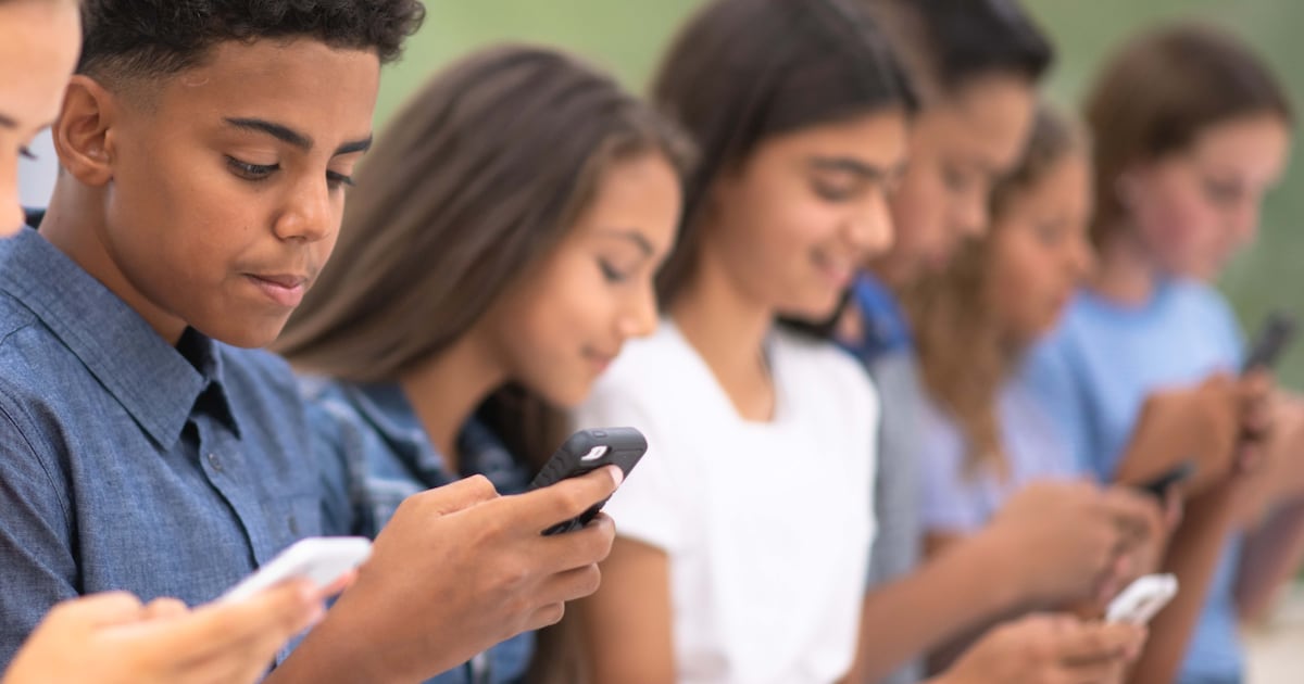 Space42 deal to deliver satellite internet services straight to phones of e& users