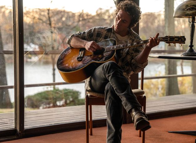 Springsteen – Deliver Me from Nowhere: Jeremy Allen White adds heart and humanity to a legend in patchy biopic