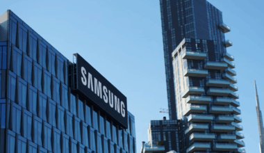 Samsung's smartwatch gains regulatory approval for LVSD detection, while Brainwave EEG stays in prototype phase