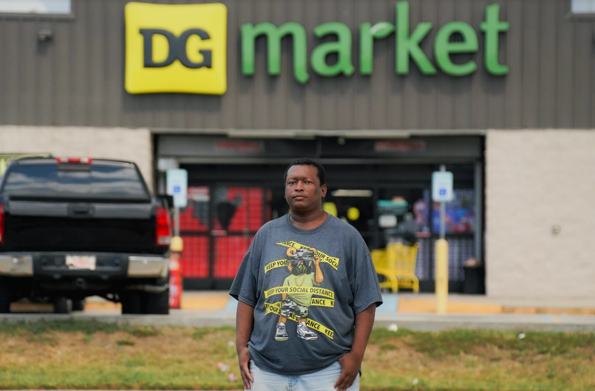 Dollar Store Workers Fight to Improve Jobs, Even Without a Union