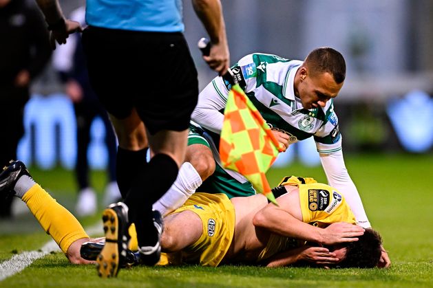 Graham Burke combines sublime and ridiculous as Shamrock Rovers breeze past Kerry to keep double hopes on track