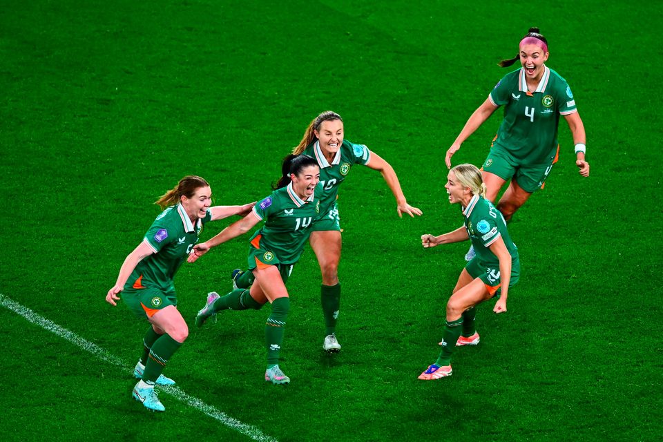 Marissa Sheva celebrates with her Ireland team-mates Aoife Mannion, Kyra Carusa, Denise O’Sullivan and Caitlin Hayes after scoring their side's fourth goal during the Women's Nations League A/B promotion/relegation play-off first leg win over Belgium at the Aviva Stadium in Dublin. Photo: Shauna Clinton/Sportsfile