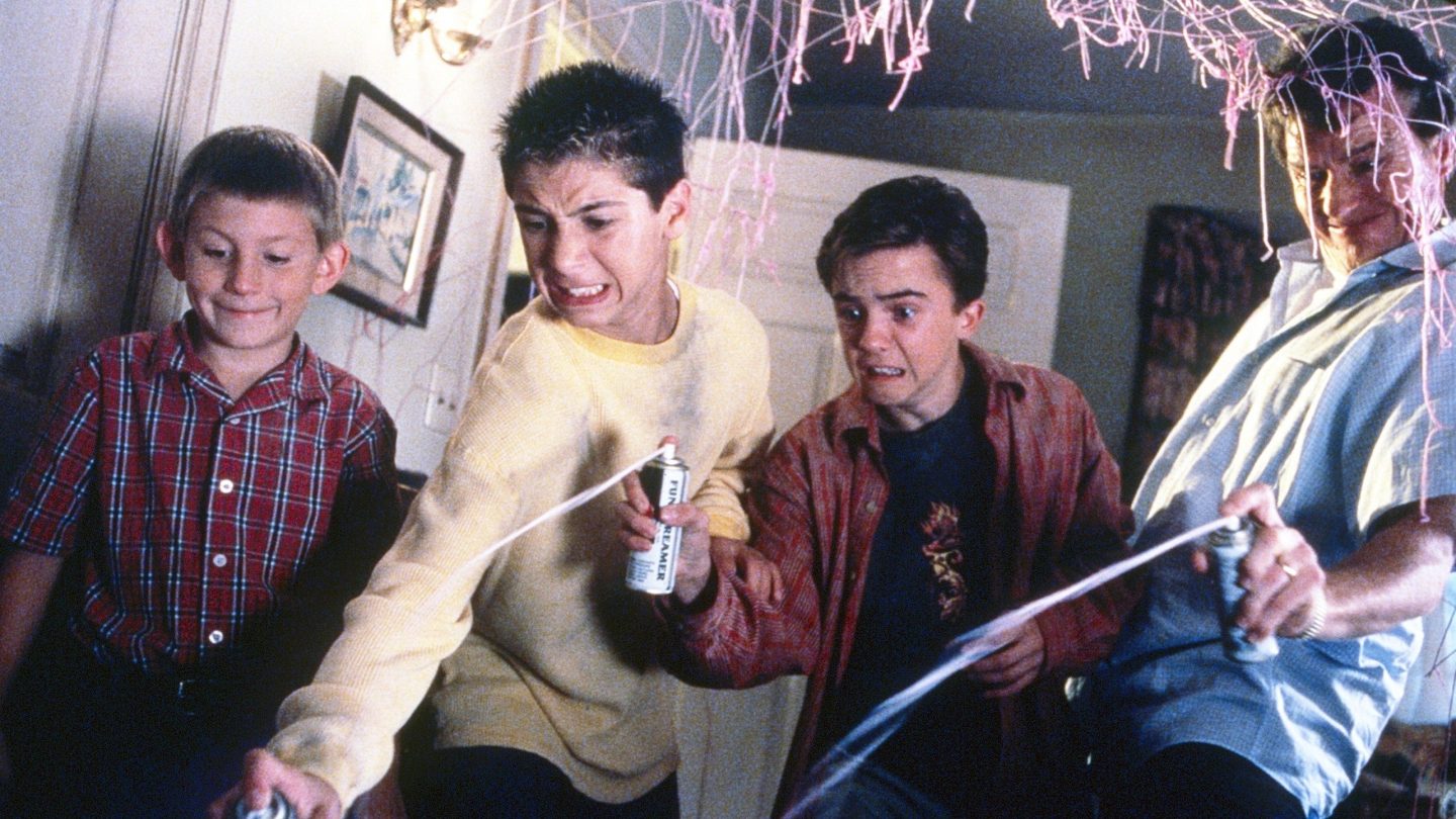 Frankie Muniz Shares Malcolm in the Middle Revival Pic With Brothers