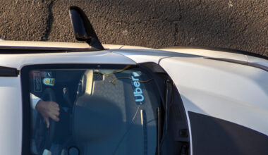 Wisconsin companies steadfast in W-2 hiring after governor vetoes gig worker bill