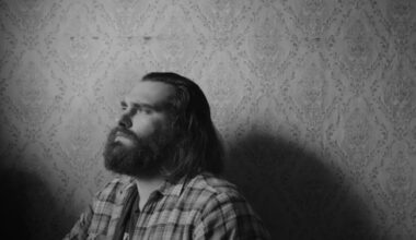 Doc About Deaf Ukrainian War Photographer