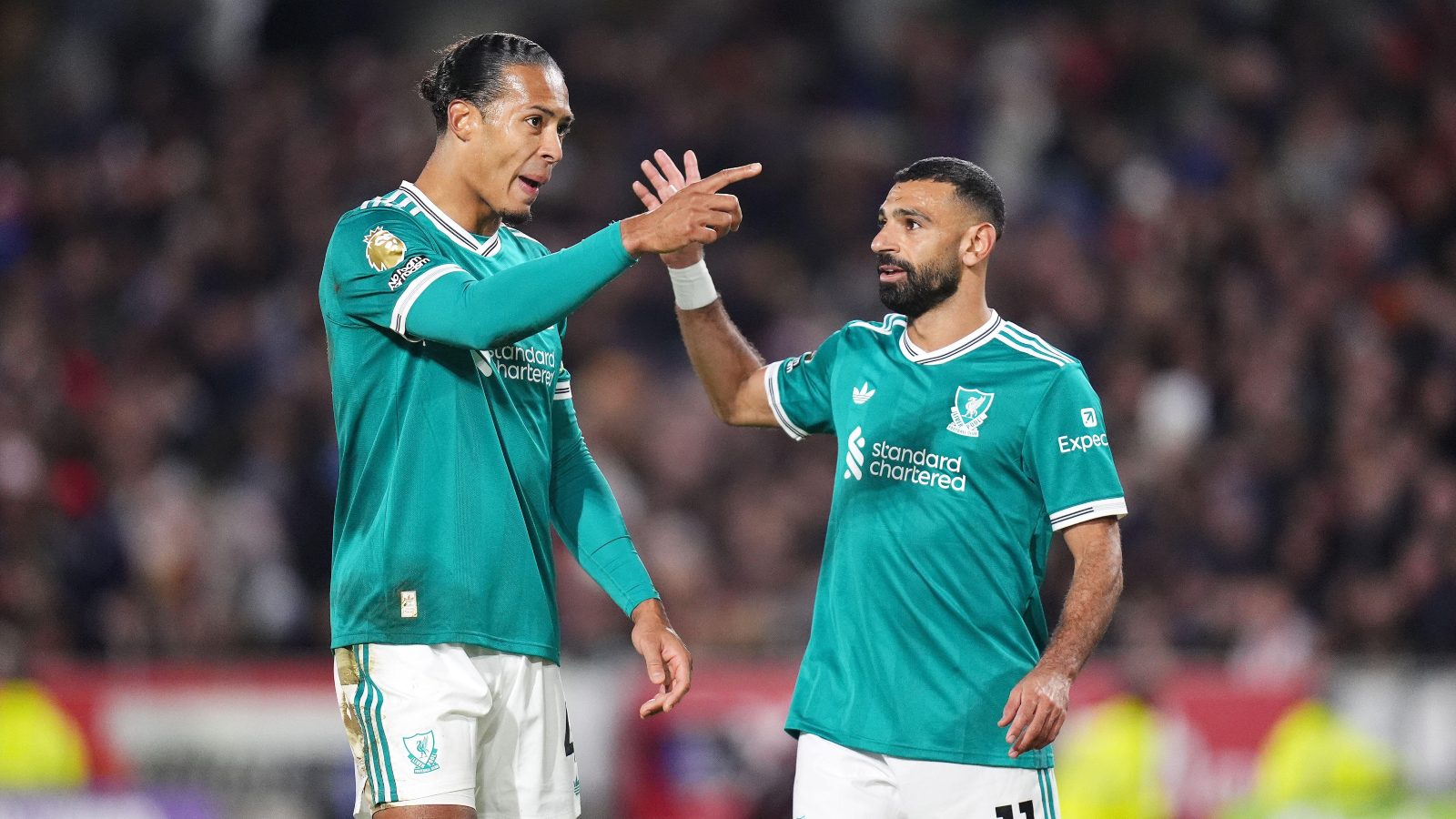 Shearer tears into two 'awful' stars who 'are all over the place'; why Salah should start