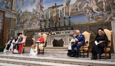 King Charles and Pope Leo pray together in a 500-year first – The Irish Times