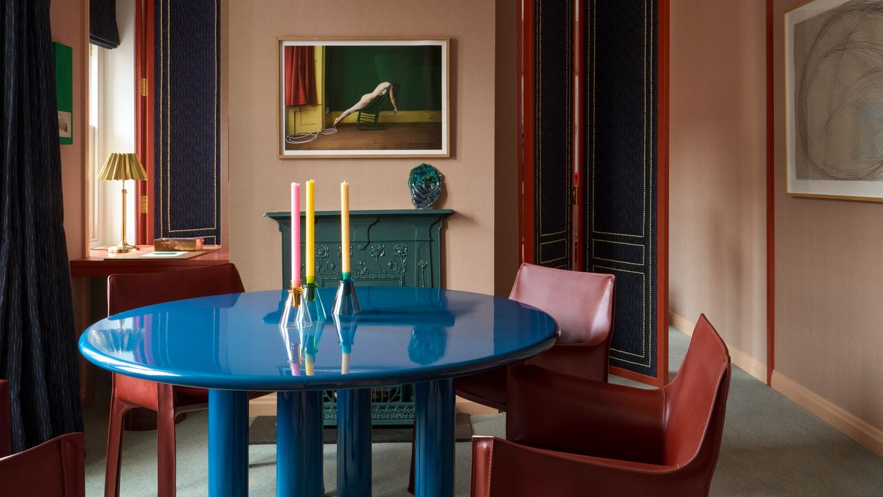 A Marylebone pied-à-terre with a colourfully chic interior by Waldo Works