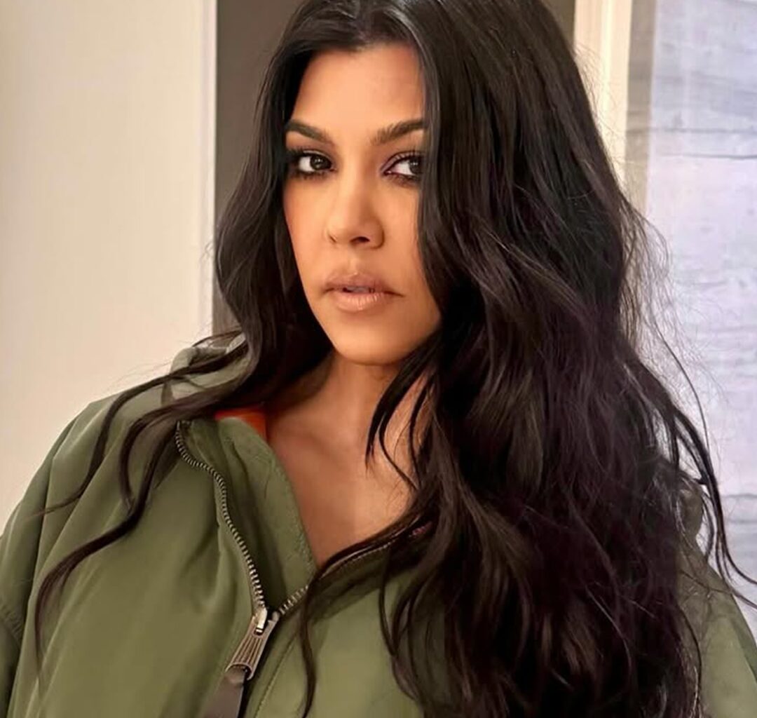 Why Kourtney Kardashian Left Family Group Chat