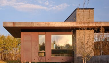 Prospect Studio clads Wyoming house in timber and weathering steel