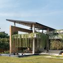 Antriya House / 23 Degrees Design Shift - Image 2 of 32