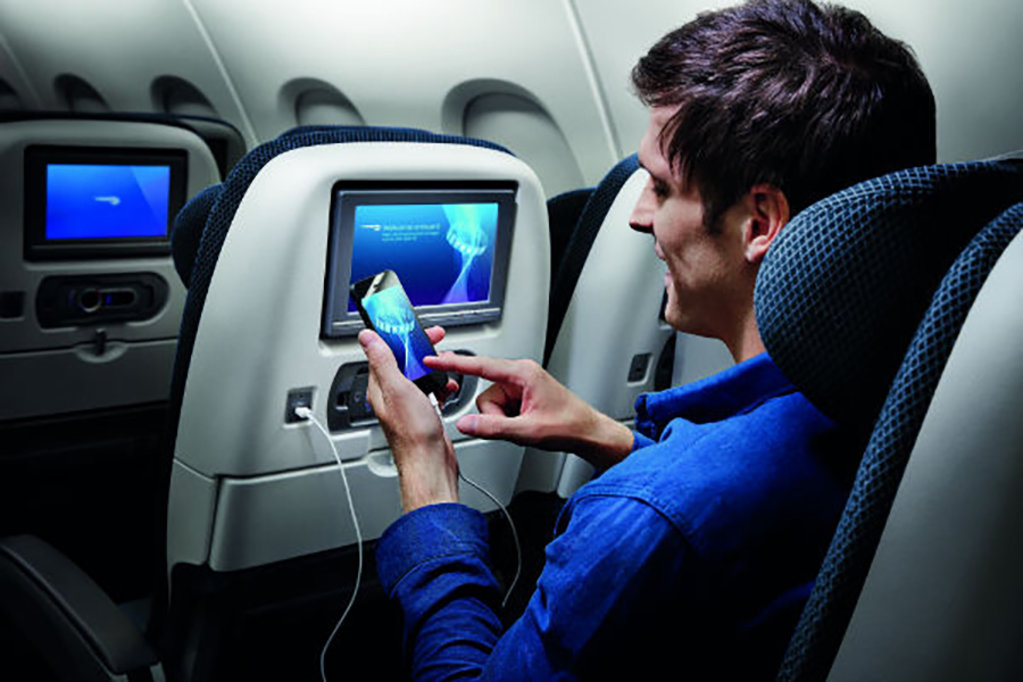 United Airlines Introduces New App Feature for Seamless Re-booking and Vouchers
