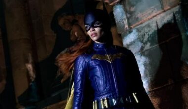 At Least One 'Batgirl' Star Still Hopes It'll Come Out
