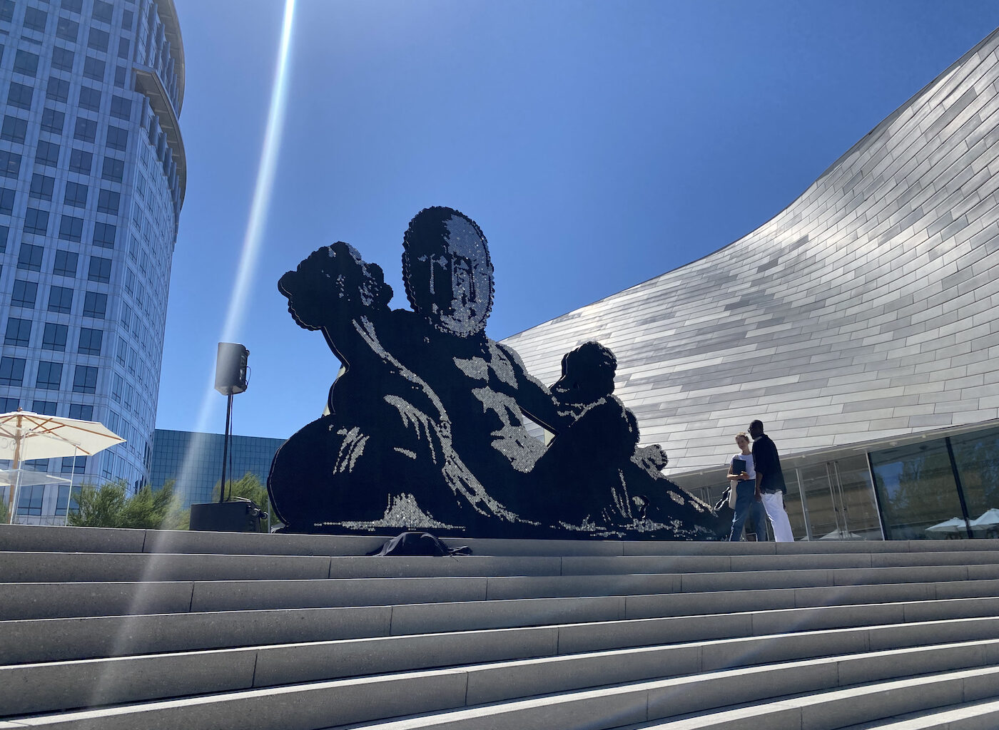 UC Irvine Takes Over Orange County Museum of Art 