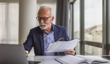 Billionaires Are Piling Into a Quantum Computing Stock That Gained Over 3,700% in the Past Year