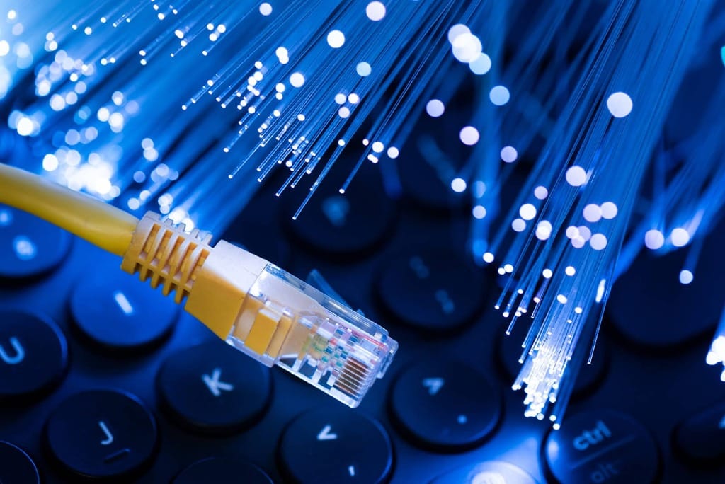 Industry Experts Debate Need for Gigabit Internet Speeds as Deployment Accelerates