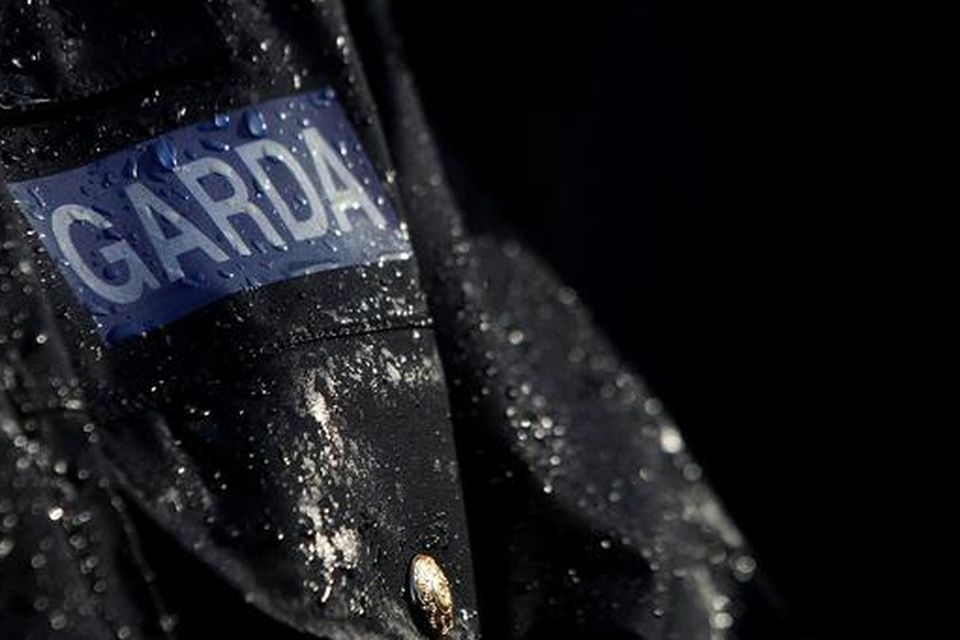 Gardaí are currently at a residence in Co Carlow where a suspect device has been discovered