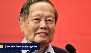China bids farewell to Nobel Prize-winning physicist Chen-ning Yang