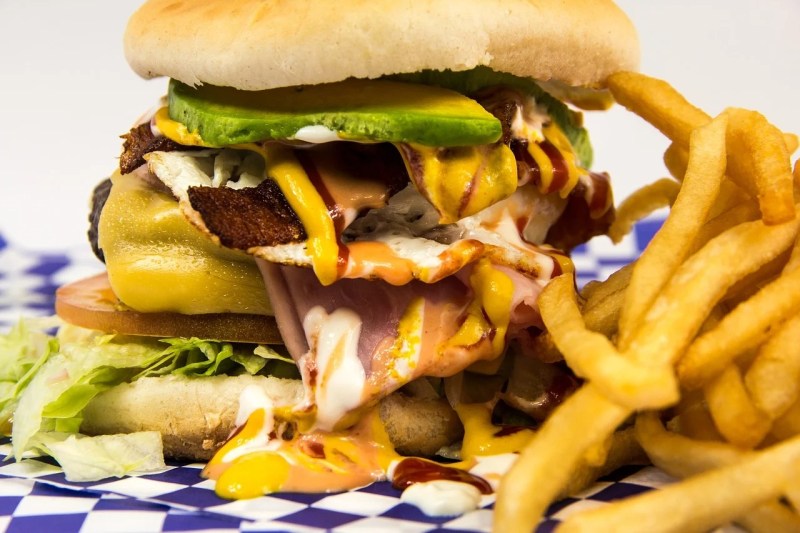 High-cholesterol burger