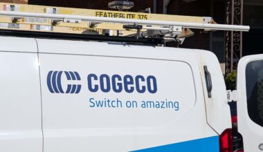 Cogeco service vehicle.