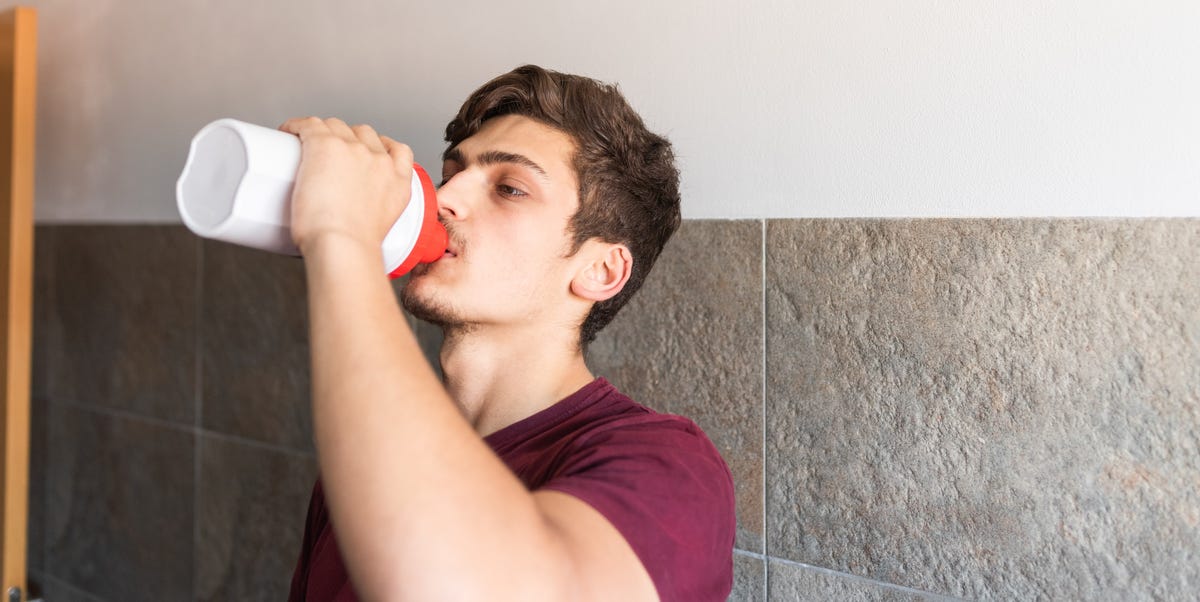 Why So Many Teenage Boys Are Taking Creatine — and What Parents Should Do
