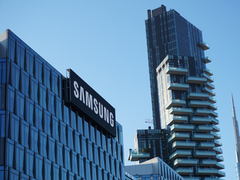 Samsung says that their new tech has been developed in partnership with Medical AI. Pictured - Samsung's logo on a building. (Image source: Babak Habibi on Unsplash)