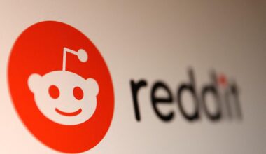 Moderators call for AI controls after Reddit Answers suggests heroin for pain relief