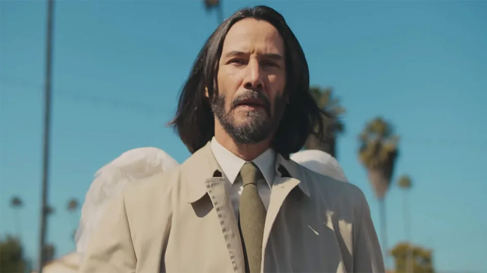  Keanu Reeves with his small wings still intact out in LA in Good Fortune (2025). 