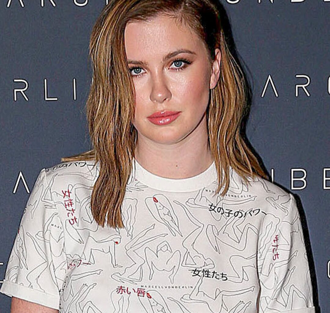 Alec Baldwin’s Daughter Ireland Baldwin on Family Feud