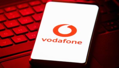 Thousands of Vodafone customers hit by internet outage