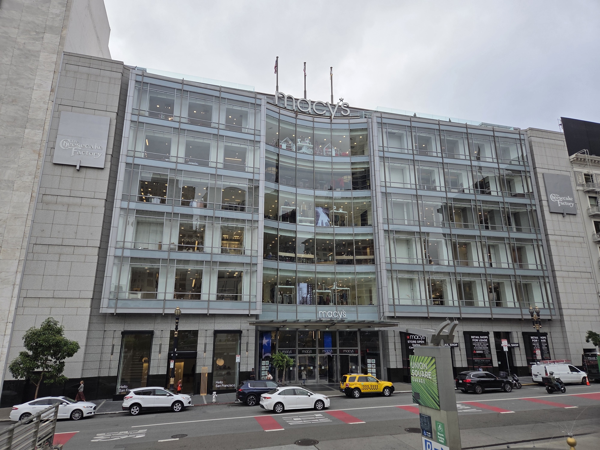 Macys shot by Pixel 10 Pro