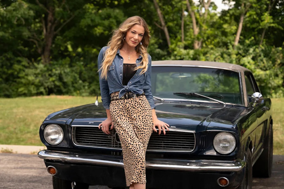 9 1 1: nashville leann rimes