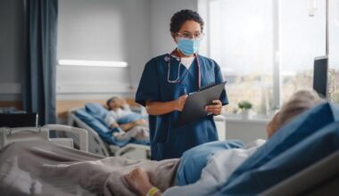 2 Outstanding Healthcare Stocks to Buy and Hold for a Decade