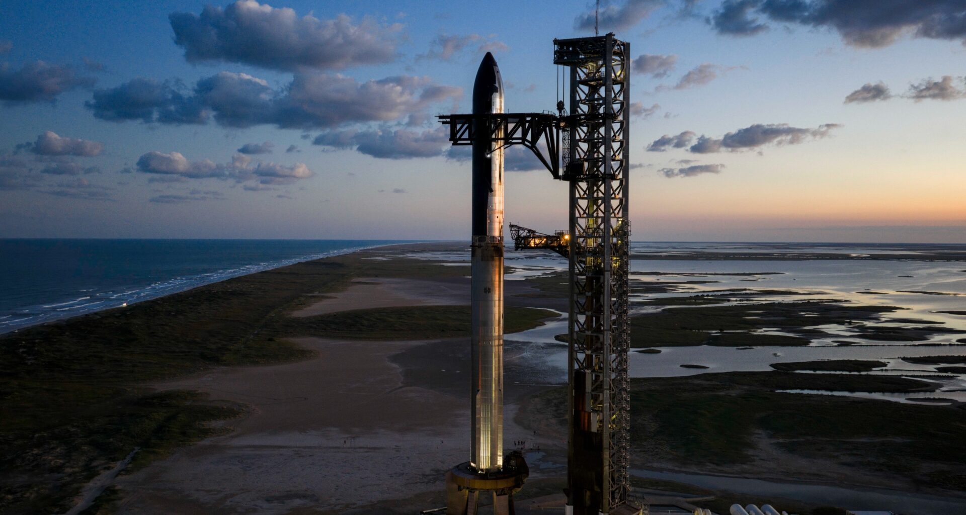 SpaceX prepares for next Starship test flight