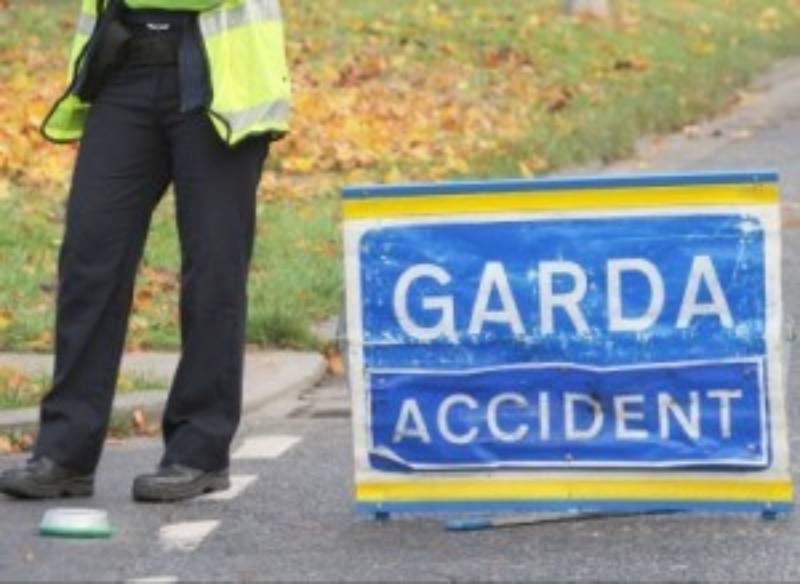 Three people hospitalised following east Donegal crash