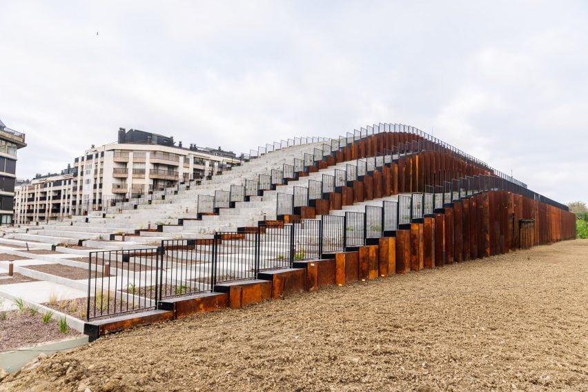 Walkable roof over a food research centre by BIG and Bat Architecture