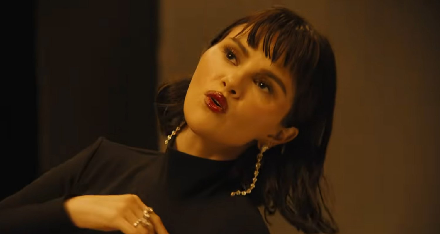 ‘In The Dark’ Lyrics: Selena Gomez Drops New Song from ‘Nobody Wants This’ Season 2 Soundtrack – Watch the Music Video! | First Listen, Lyrics, Music, Nobody Wants This, Selena Gomez, Video | Celebrity News and Gossip | Entertainment, Photos and Videos