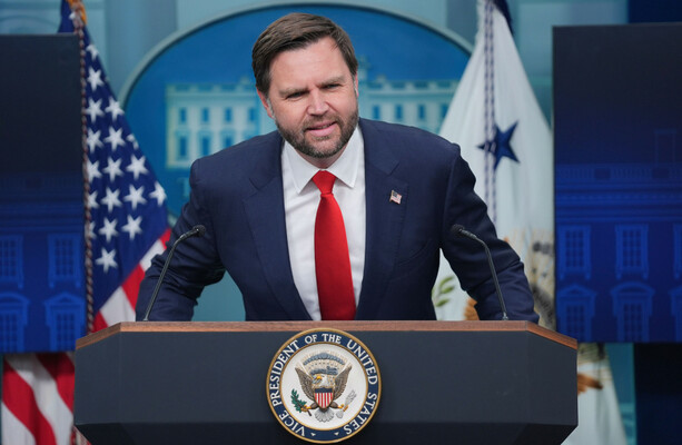 White House threatens 'imminent' firings as efforts to swiftly end government shutdown collapse - The Journal