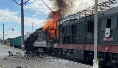 At least 30 injured in Russian drone strike on train in northeast Ukraine - The Journal